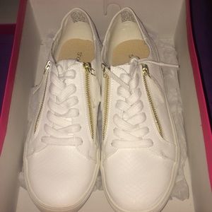 White&Gold Shoodazzle Sneakers